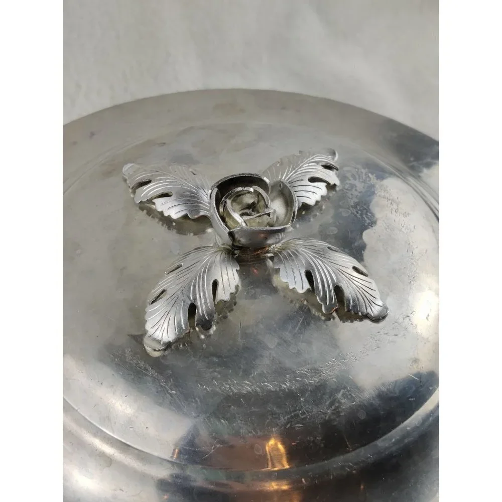 Vintage Serving Dish Aluminum Bowl w/lid Silverlook Hand Wrought Rose PressedTin